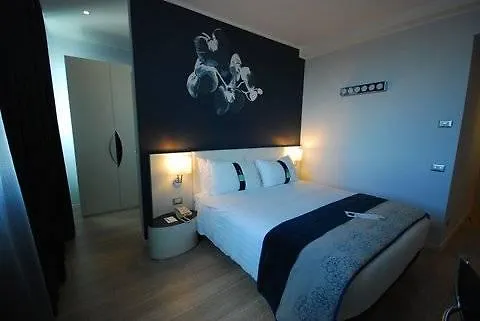 סיניסלו באלסמו Holiday Inn Milan Nord Zara By Ihg איטליה