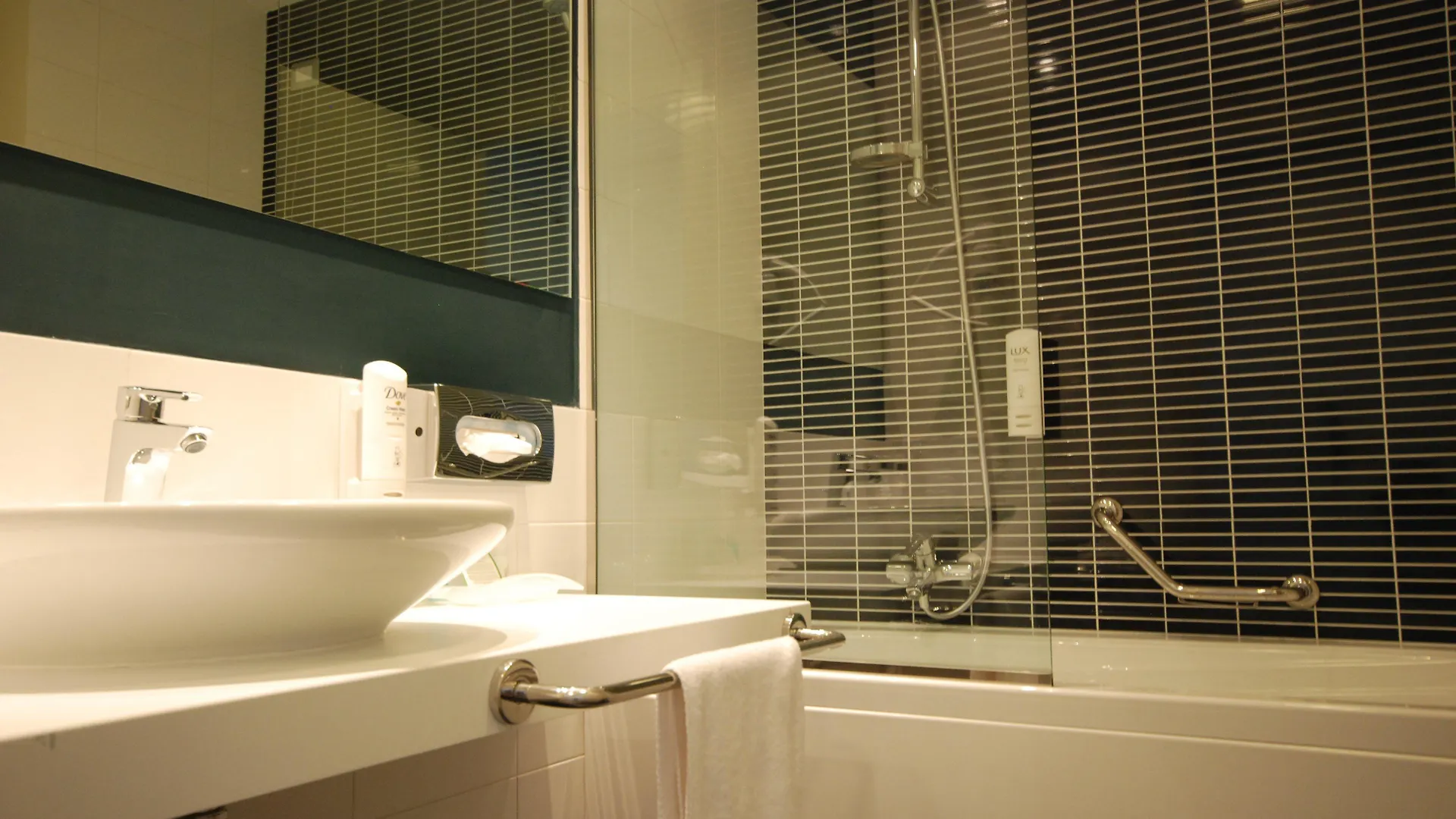 Holiday Inn Milan Nord Zara By Ihg Cinisello Balsamo 4*,