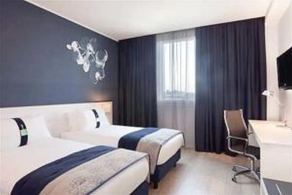 Holiday Inn Milan Nord Zara By Ihg Cinisello Balsamo 4*,