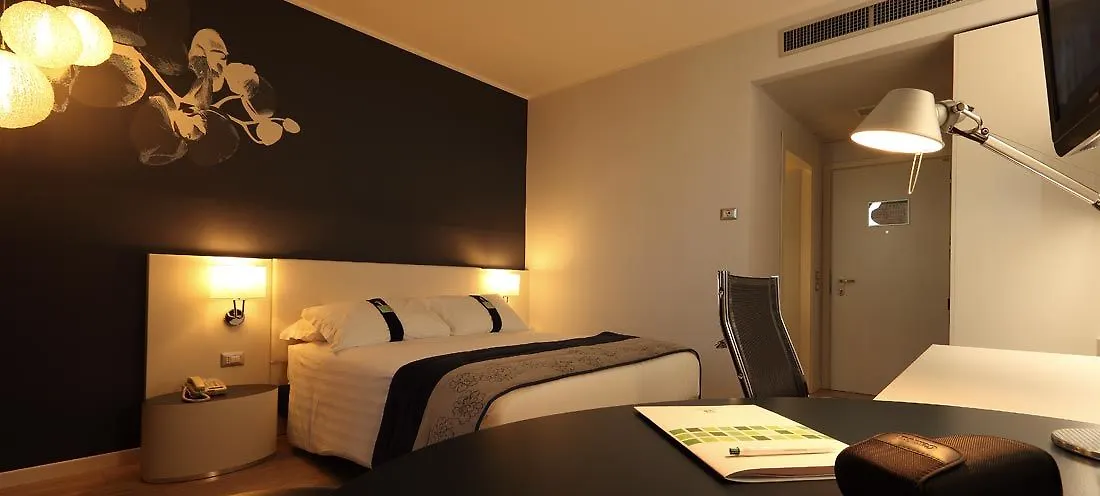 Hotel Holiday Inn Milan Nord Zara By Ihg Cinisello Balsamo